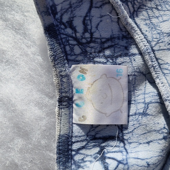 Marble Elephant Exotic Shirt - Picture 3 of 3